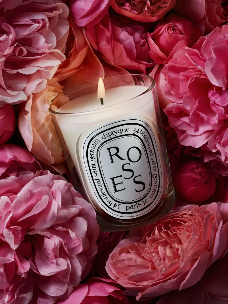 Diptyque Scented Candle 190g in Roses, photo 3 of 3